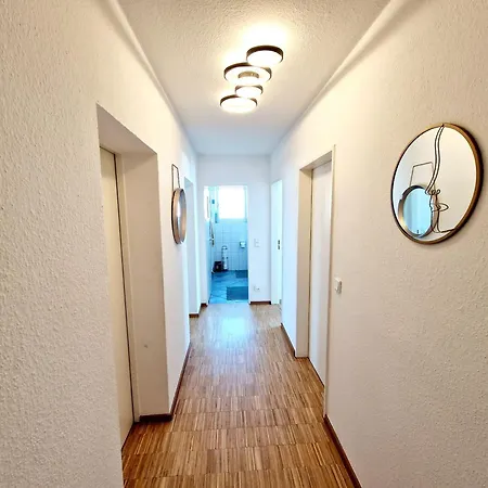Lejlighed Spacious Mannheim/neckarau + Balcony *
